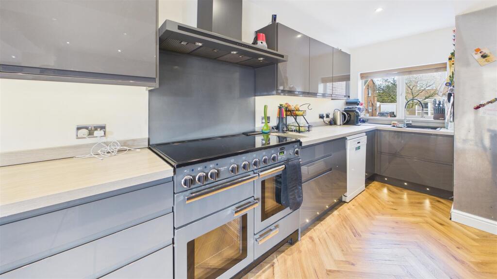 Additional image 6 of Eastleigh Drive, Romsley, Halesowen