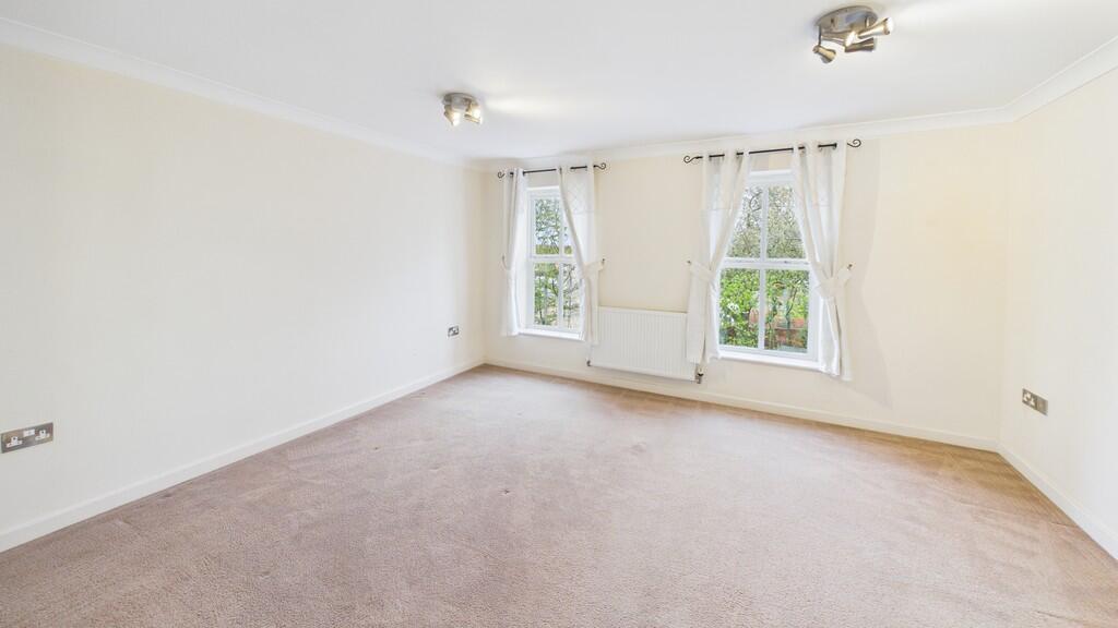House in West Suffolk, Bury St Edmunds - More