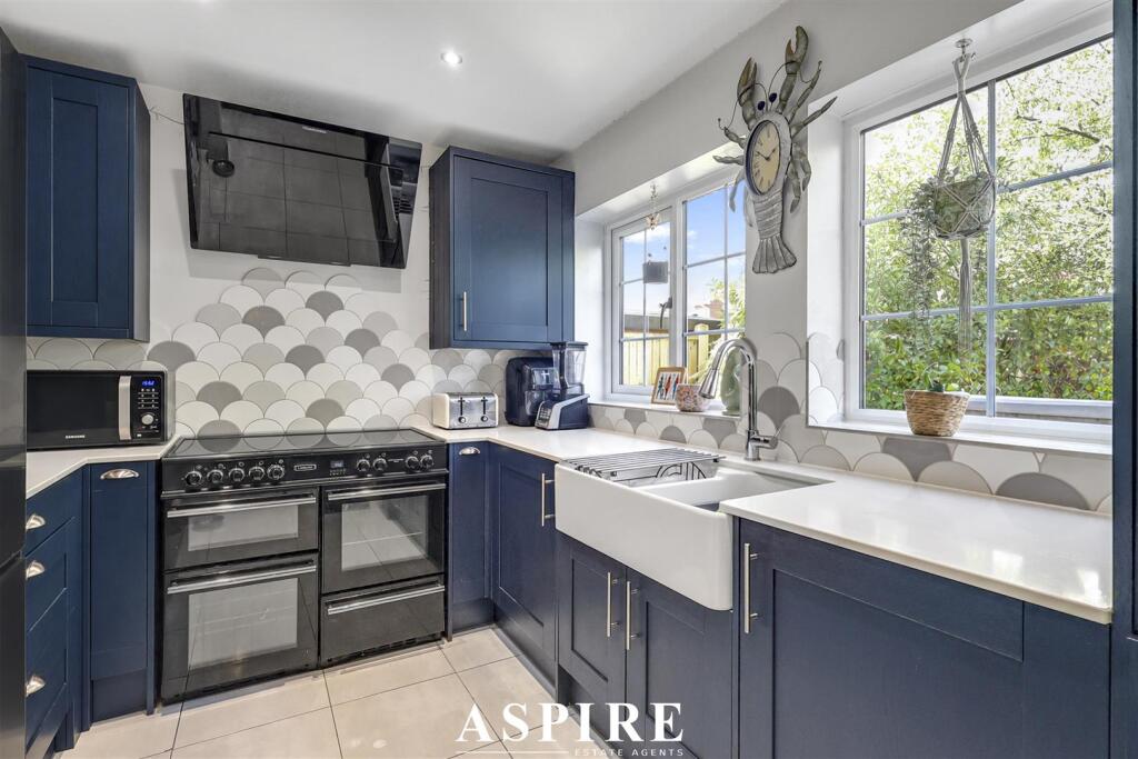 House in Castle Point, Essex - View 2