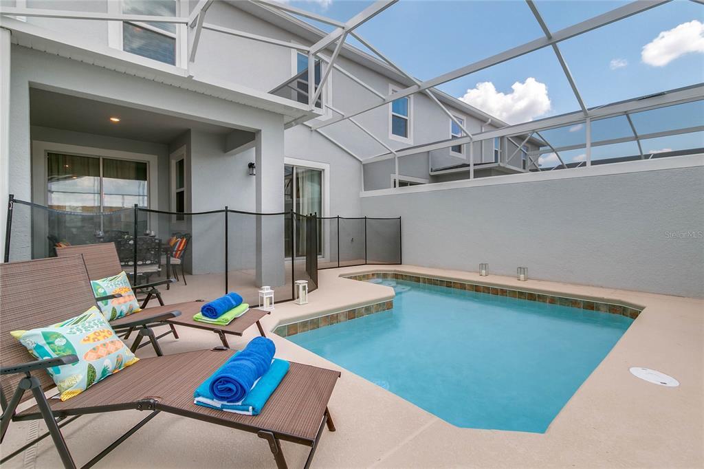 Main image of property: Florida, Polk County, Davenport
