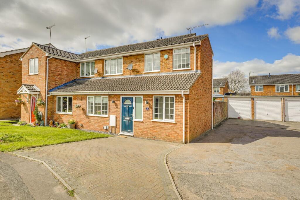 Main image of property: Carina Drive, Leighton Buzzard