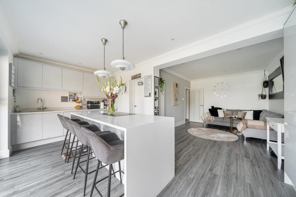 3-bed semi-detached on Havelock Road, Dartford, Kent, £525,000