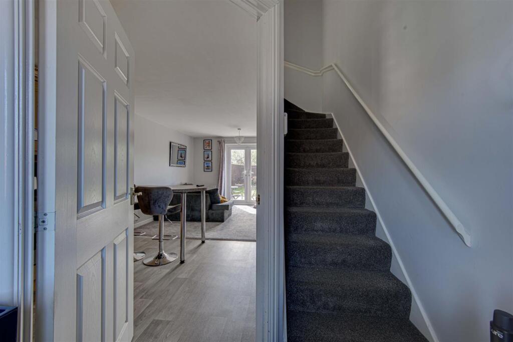 Redshank Place, Sandbach, CW11 photo 2