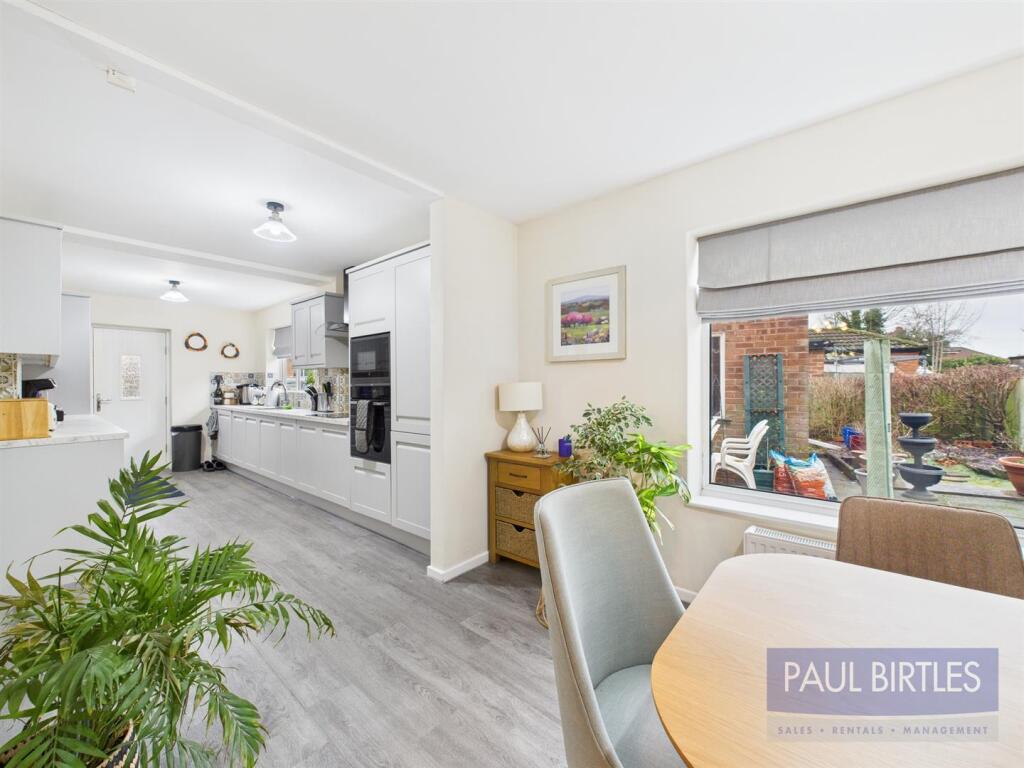 Davyhulme Road, Davyhulme, Trafford, M41 8QD photo 4