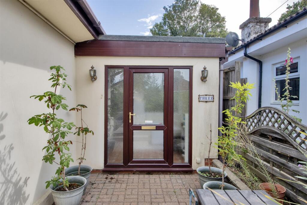 House in Tonbridge - View 5