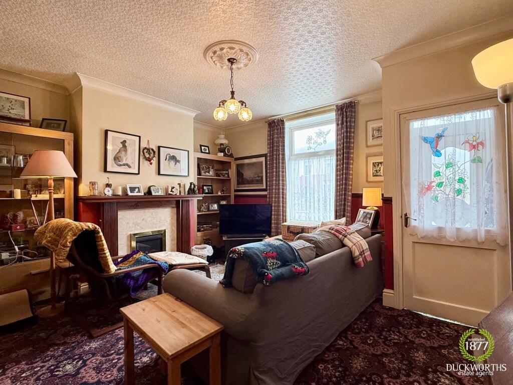 House in Hyndburn, Oakenshaw - View 2
