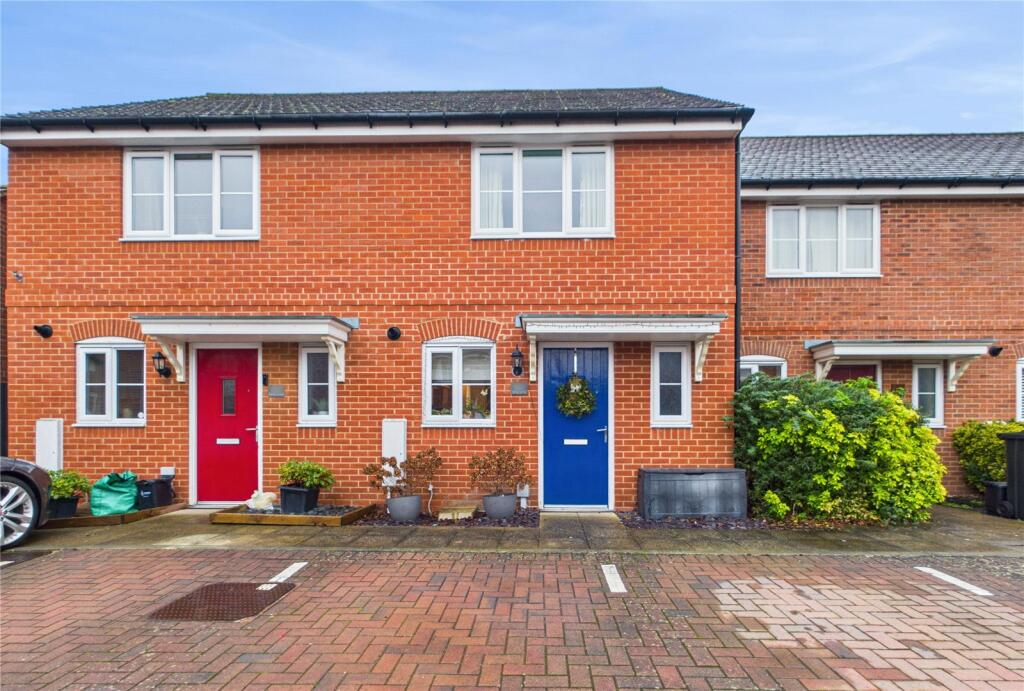 Main image of property: Tabby Drive, Three Mile Cross, Reading, Berkshire, RG7