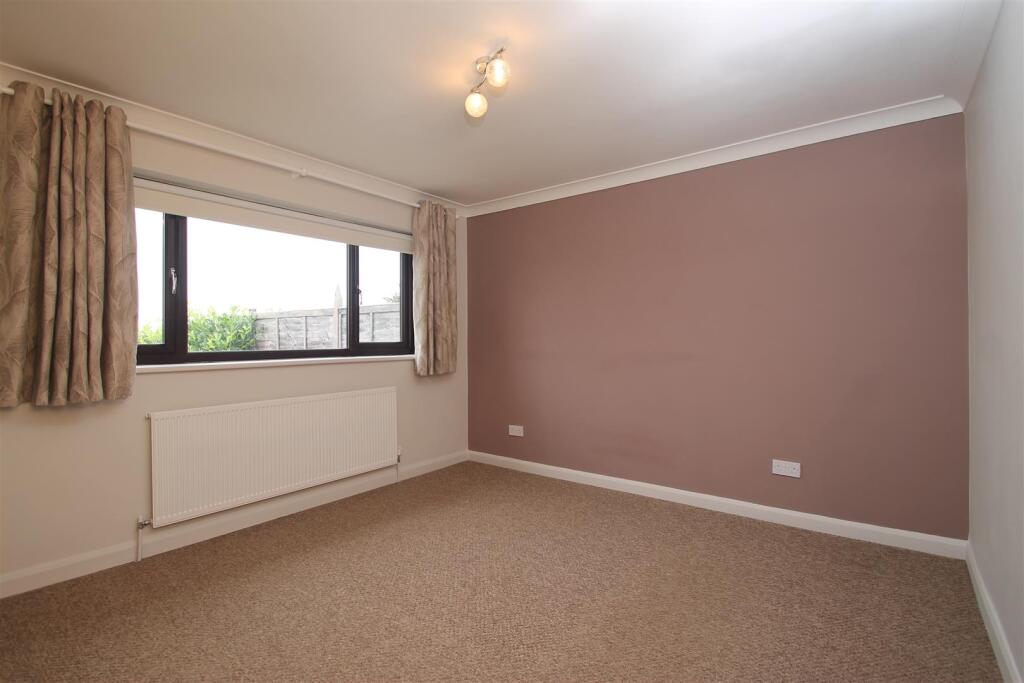 Oakwood Road, Wetherby - View 5