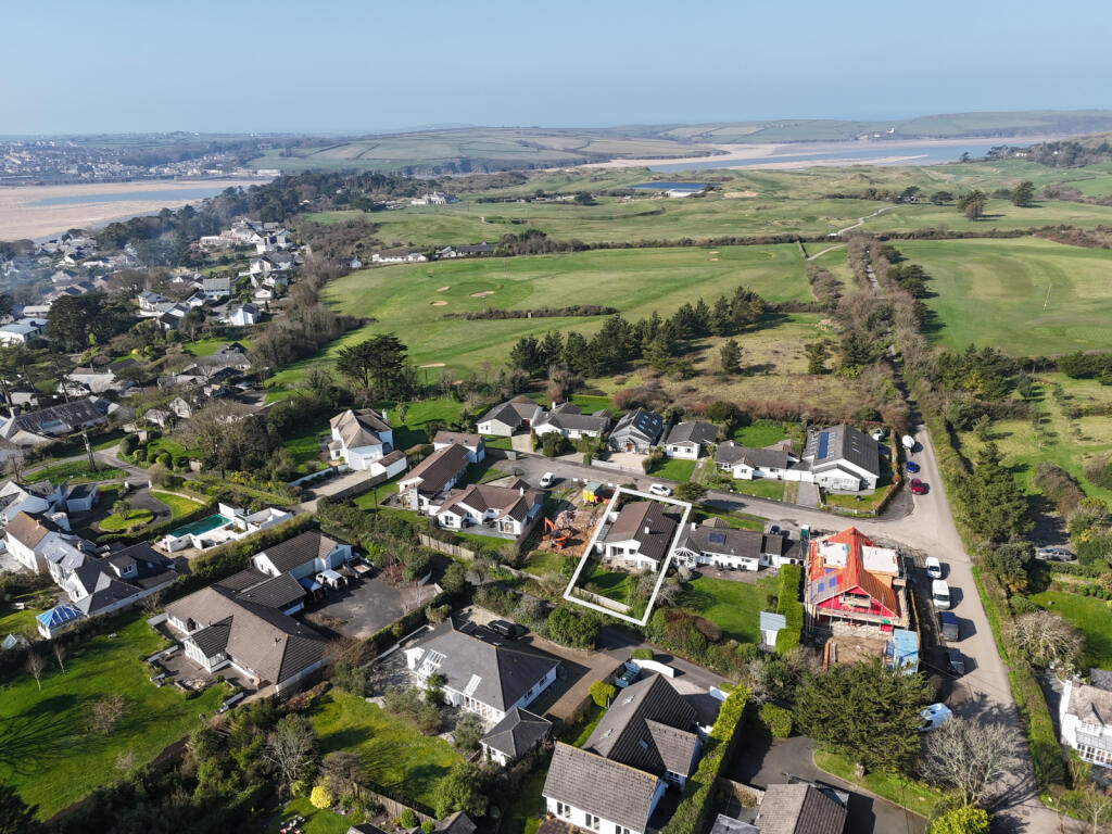 Main image of property: Seamist, 10 Brea Road, PL27