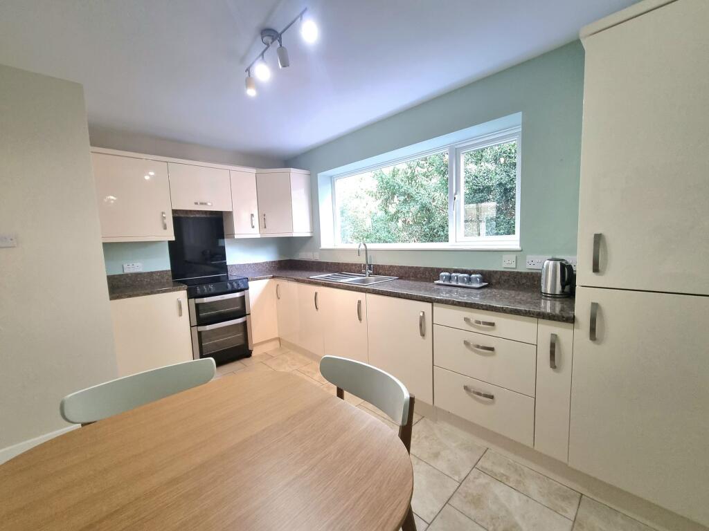 Apartment in Trafford, Greater Manchester - View 3