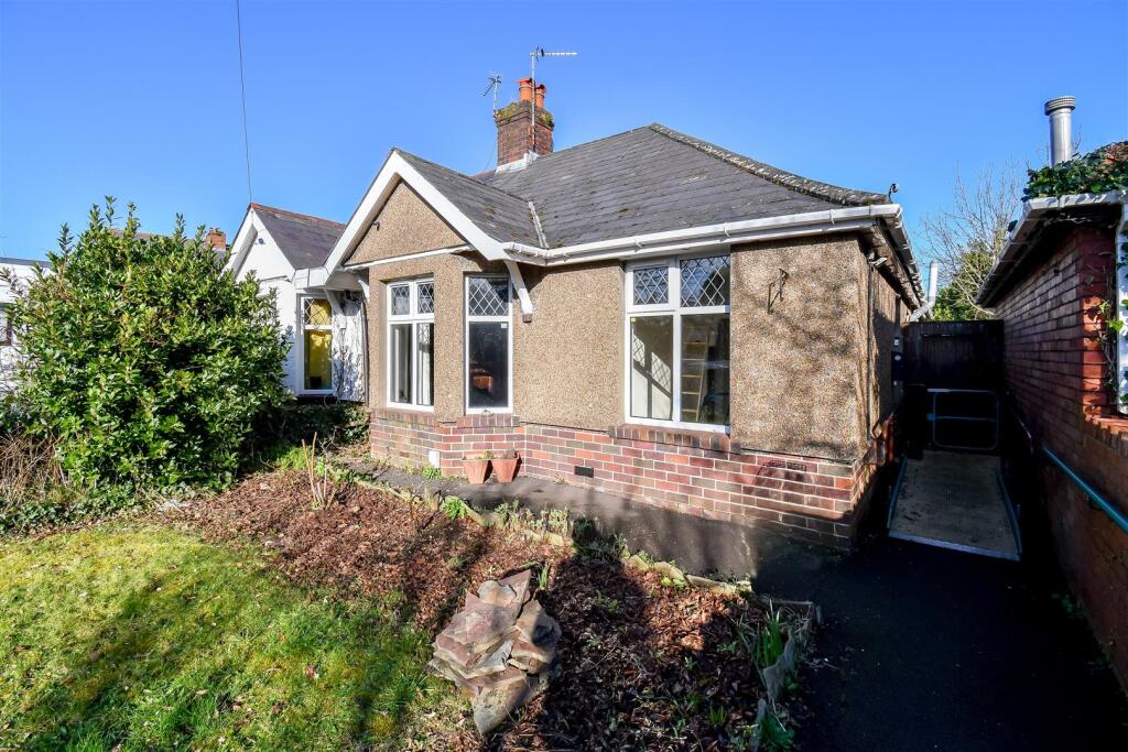 Main image of property: Tynewydd Road, Barry