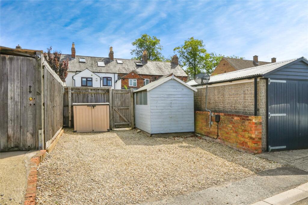 Kings End, Bicester, Oxfordshire, OX26 photo 4