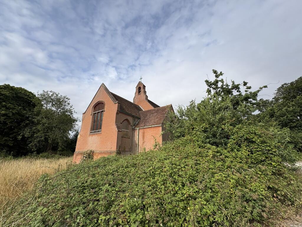 Photo 6