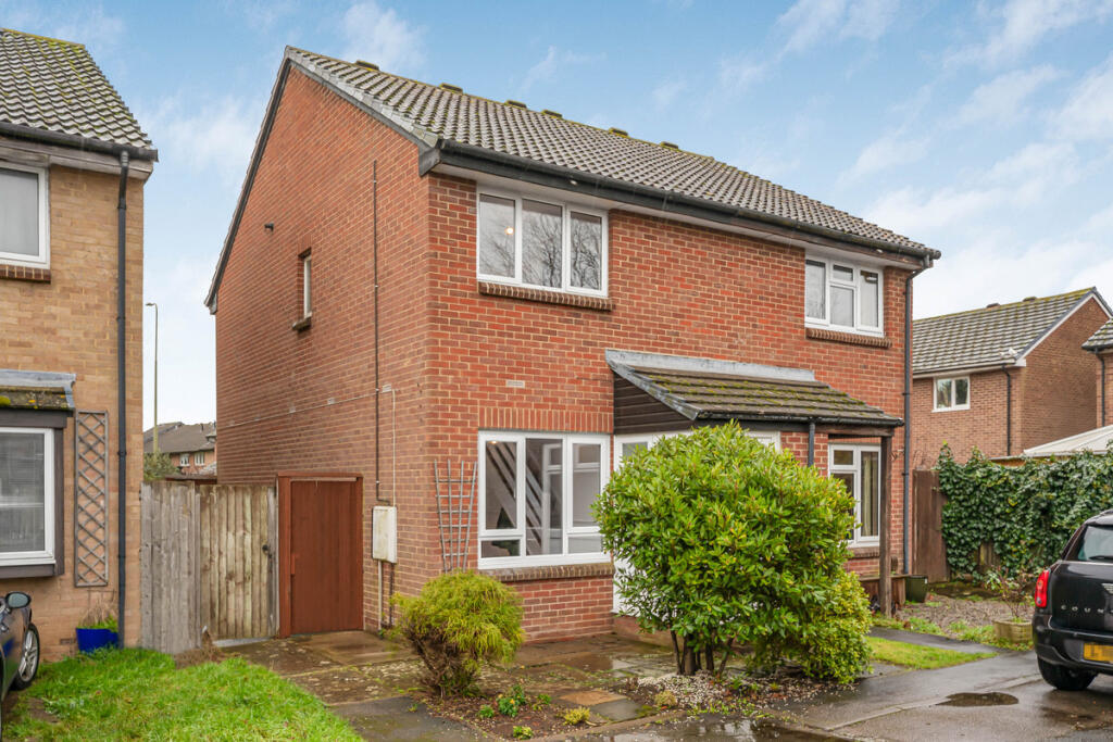 Main image of property: Chamberlain Place, Kidlington, OX5