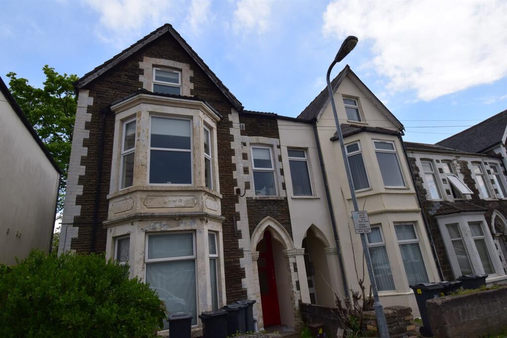 1a 40 Gordon Road, Cardiff – další