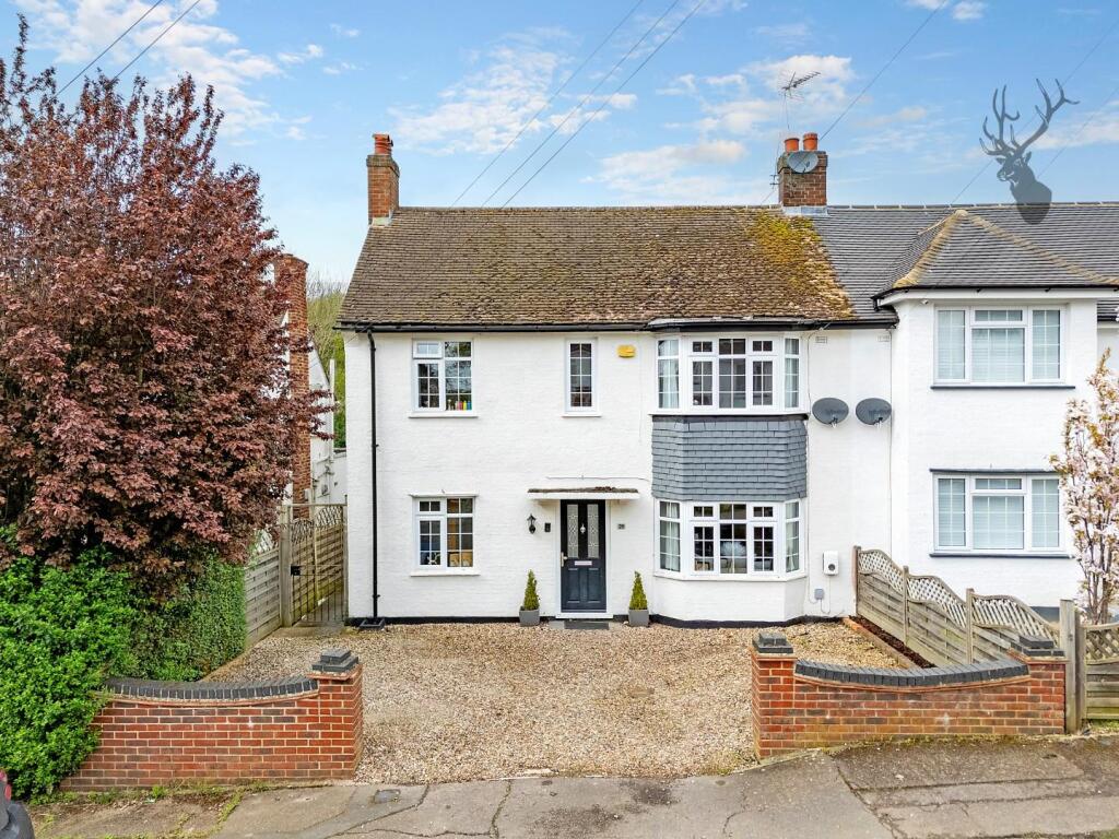 Main image of property: Graylands, Theydon Bois, Epping