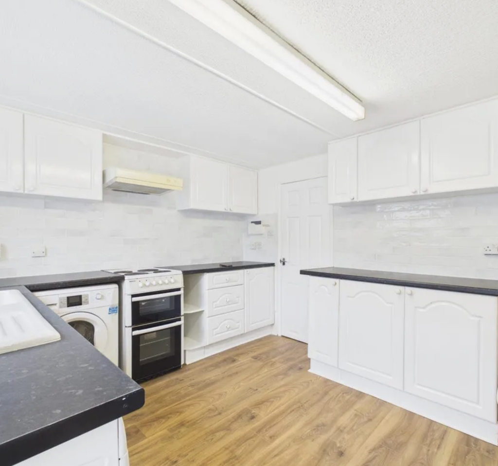 House in Hinckley and Bosworth, Wykin - View 2