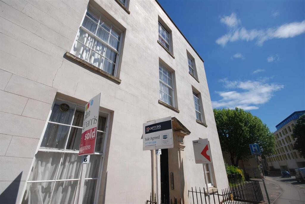 Main image of property: Top Floor Front Flat, St Michaels Hill