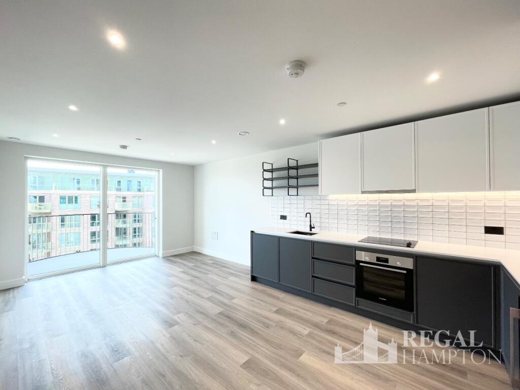 Main image of property: 17 Townsend Road, Greenwich, London, SE3
