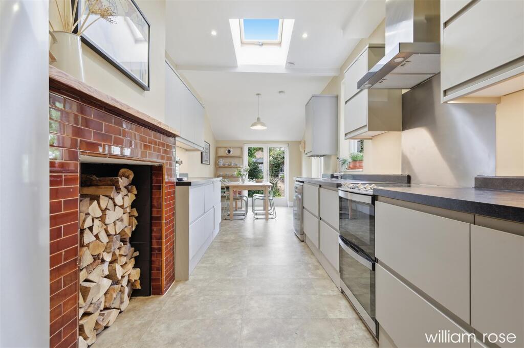 House in London - View 4