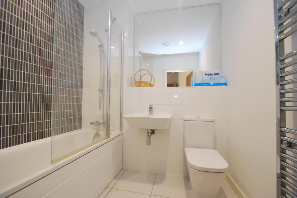 Apartment in Bath - View 5