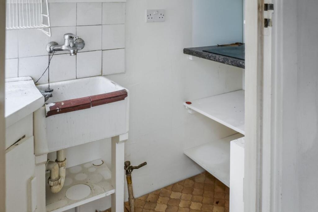 Apartment in London - View 4