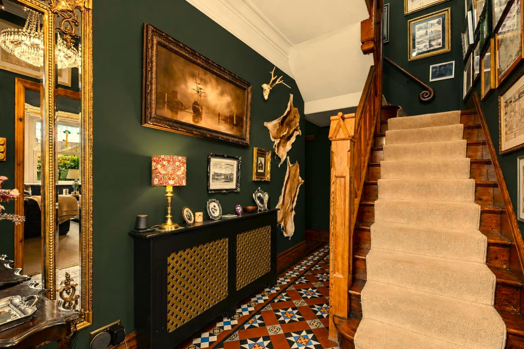 House in Nottingham - View 5