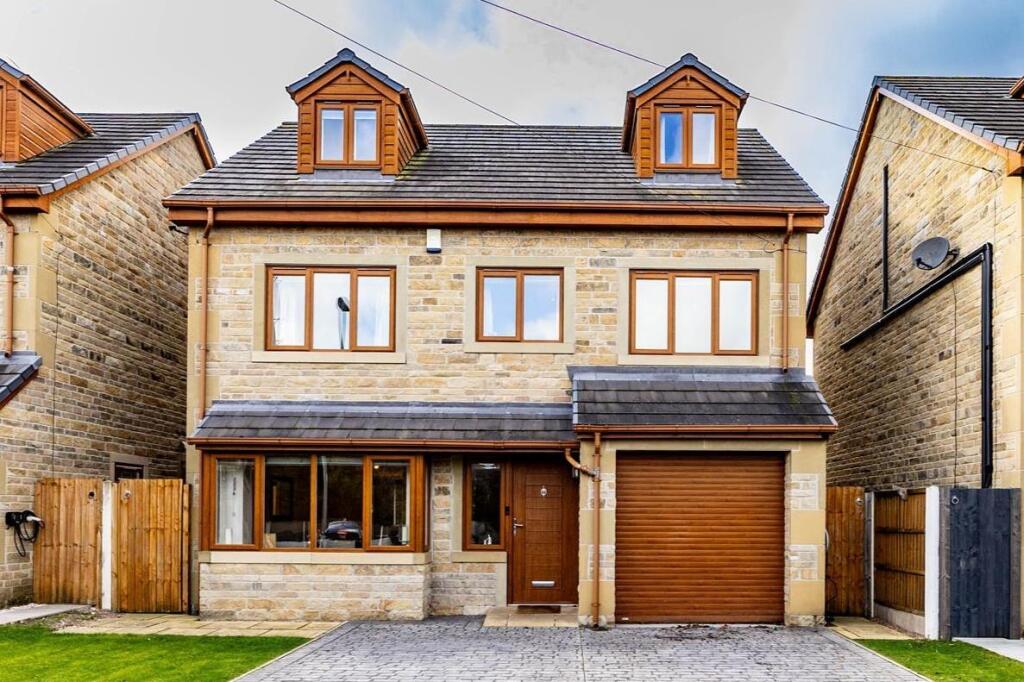 Main image of property: Woodland Garth, Rothwell, Leeds