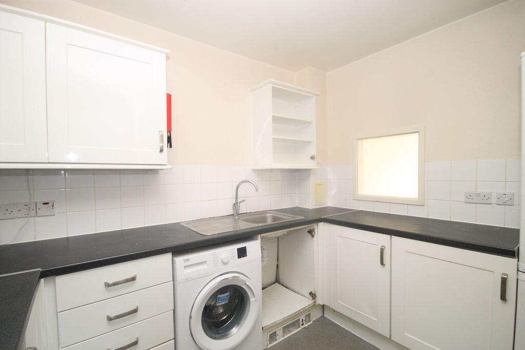 Apartment in London, London Borough of Harrow - More