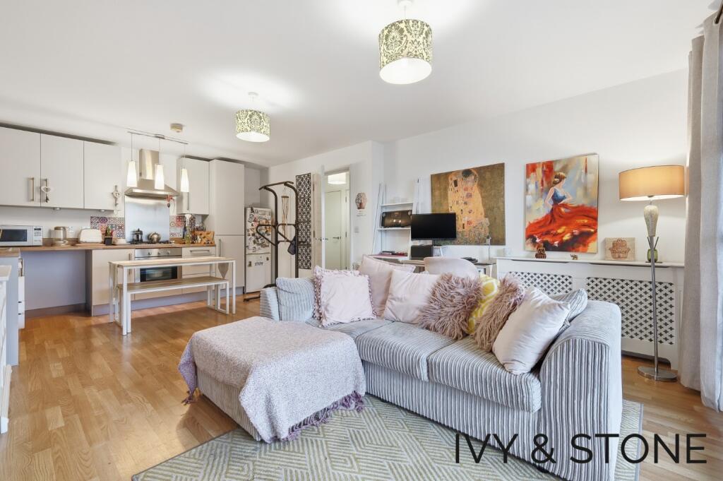 Main image of property: 17 Fawe Street, London, Greater London, E14
