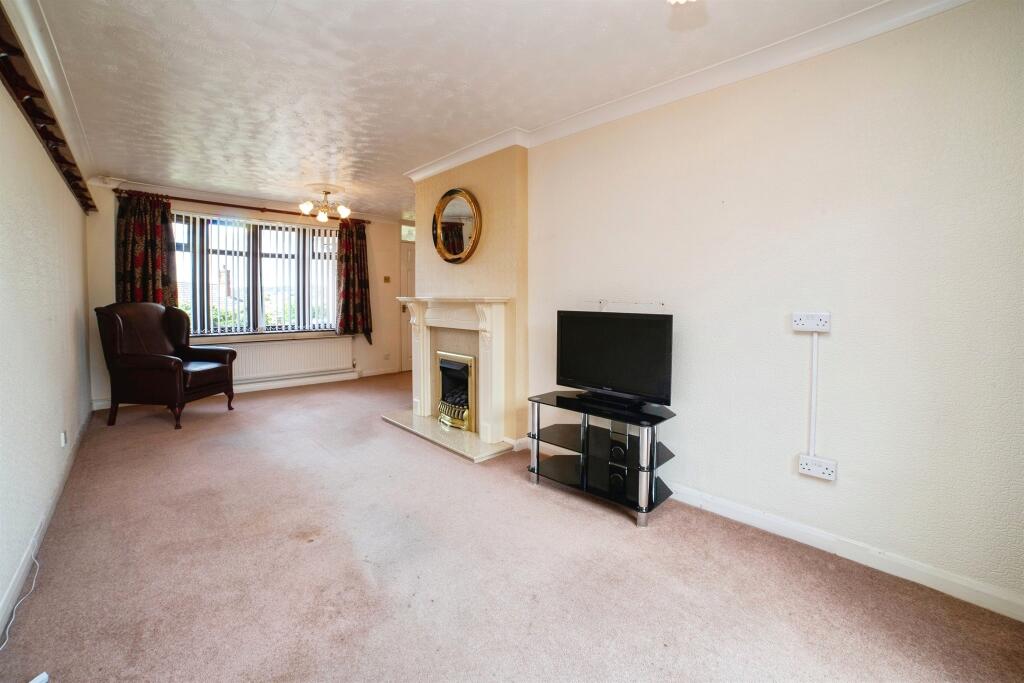 House in Bolsover, Pinxton - View 2