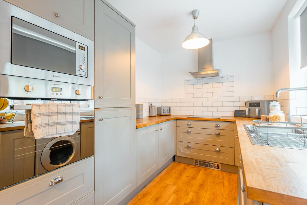 Apartment in Liverpool - View 2