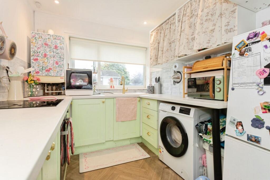 Apartment in Newcastle upon Tyne - View 4