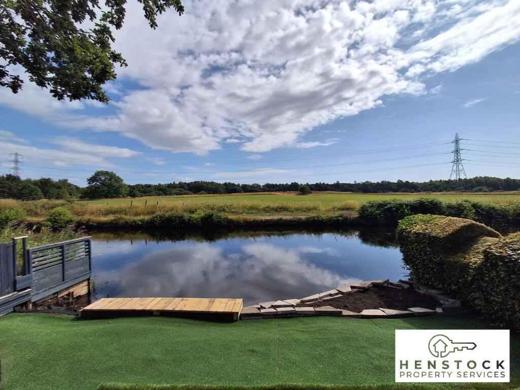 House in Rochdale, Greater Manchester - View 3