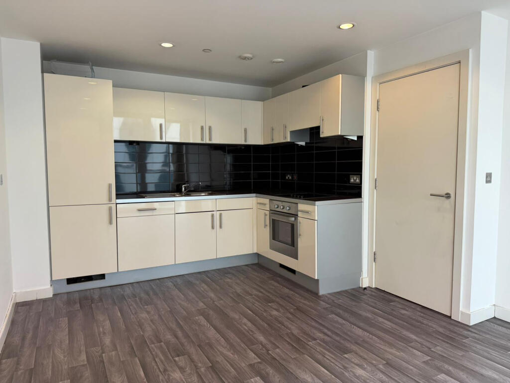 Apartment in Manchester - View 5