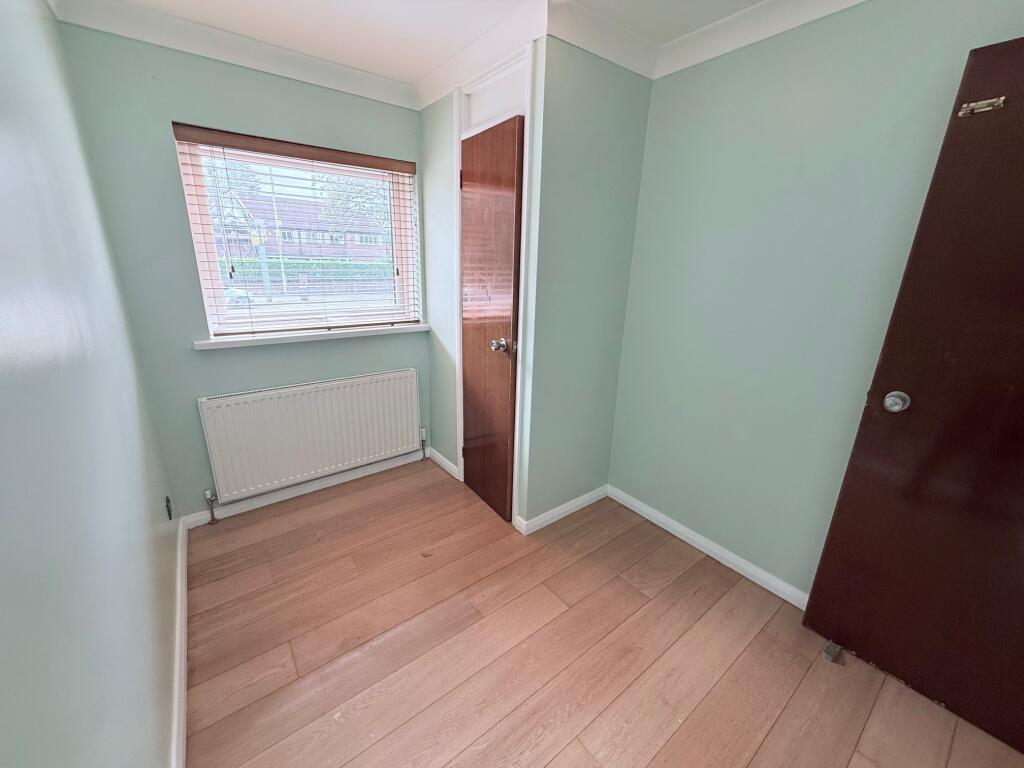Apartment in Watford - More
