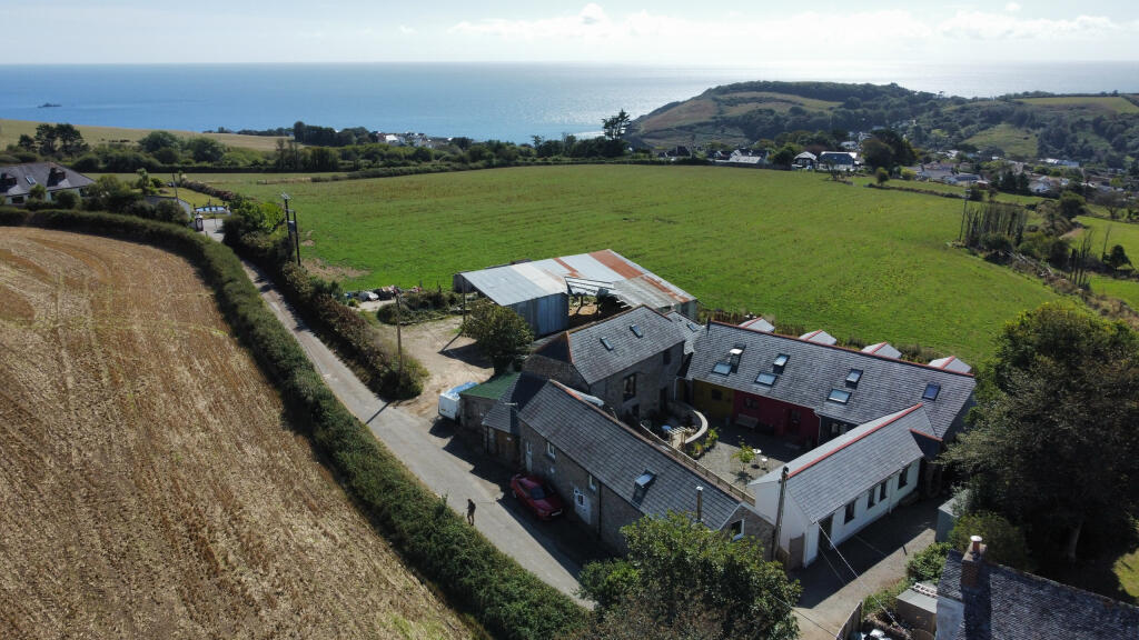 House in Plymouth - View 2