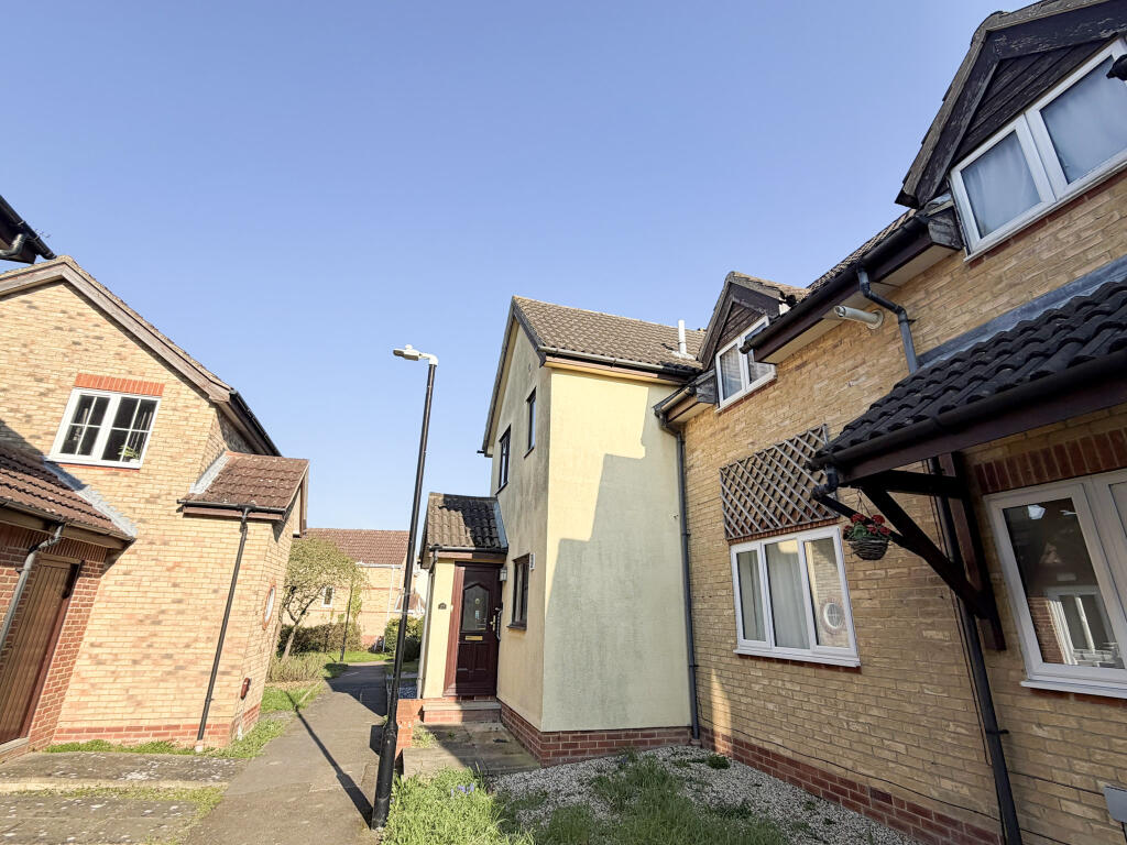 Main image of property: Shardlow Close, Haverhill