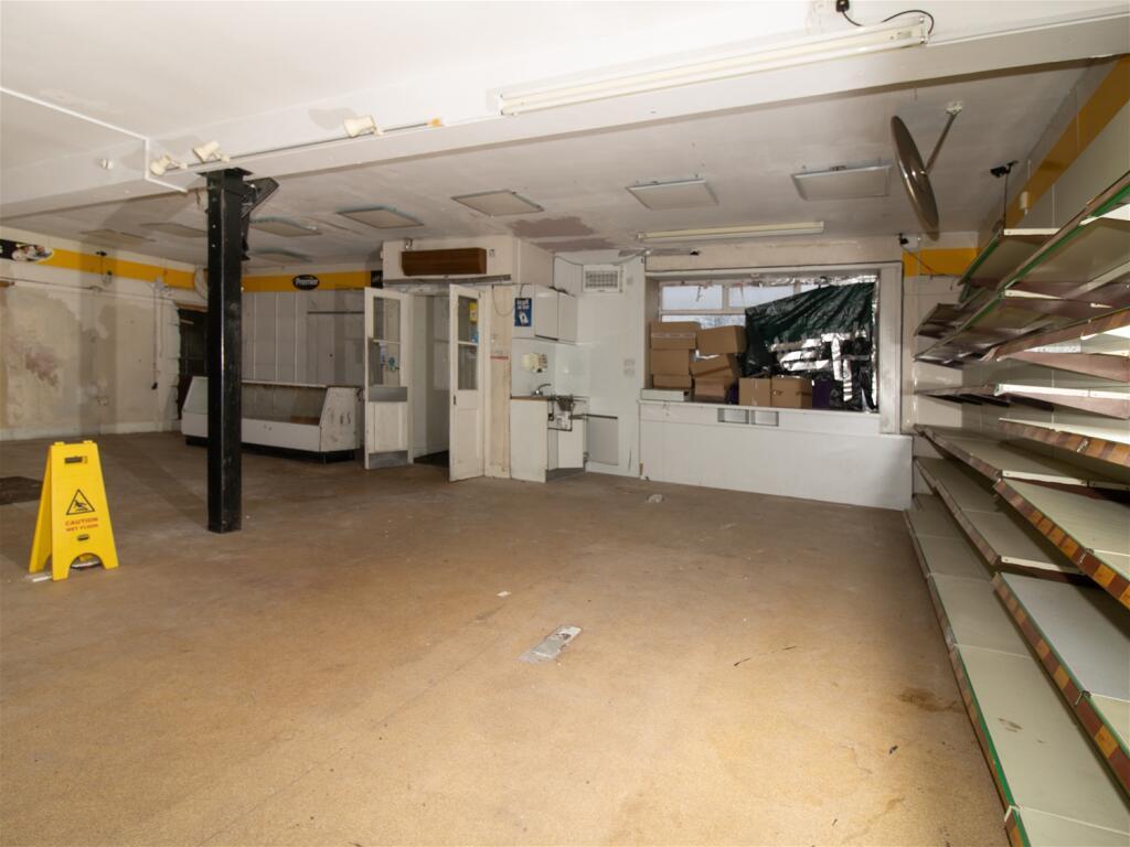 Somerdale Shop and 5 Bed Flat, Highland photo 3