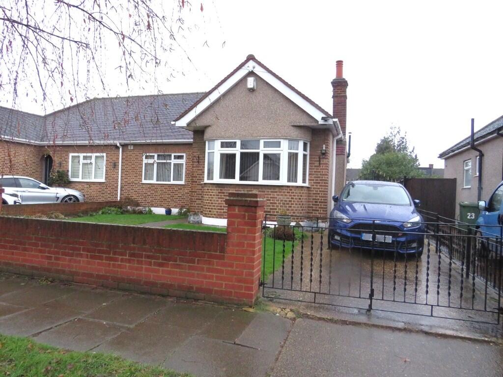 Main image of property: Meadow Road, North Grays, Essex, RM16