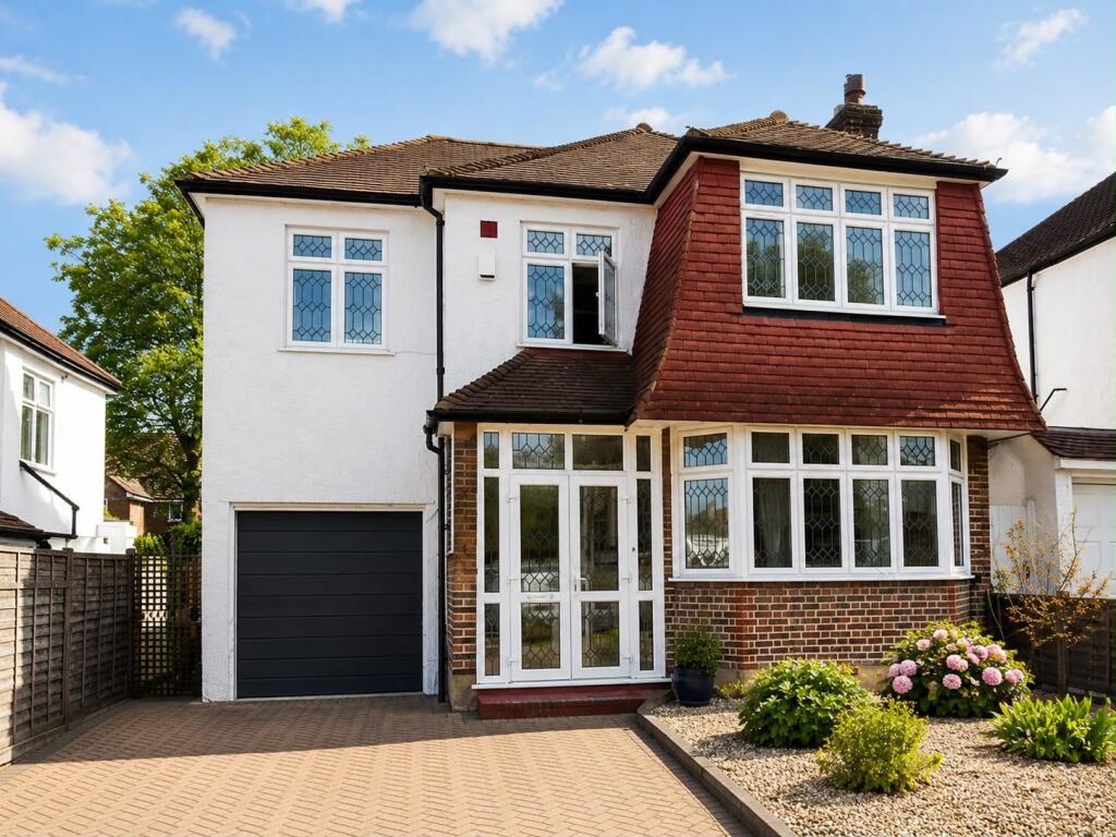 Main image of property: Shirley Avenue, Shirley, Croydon, Surrey, CR0