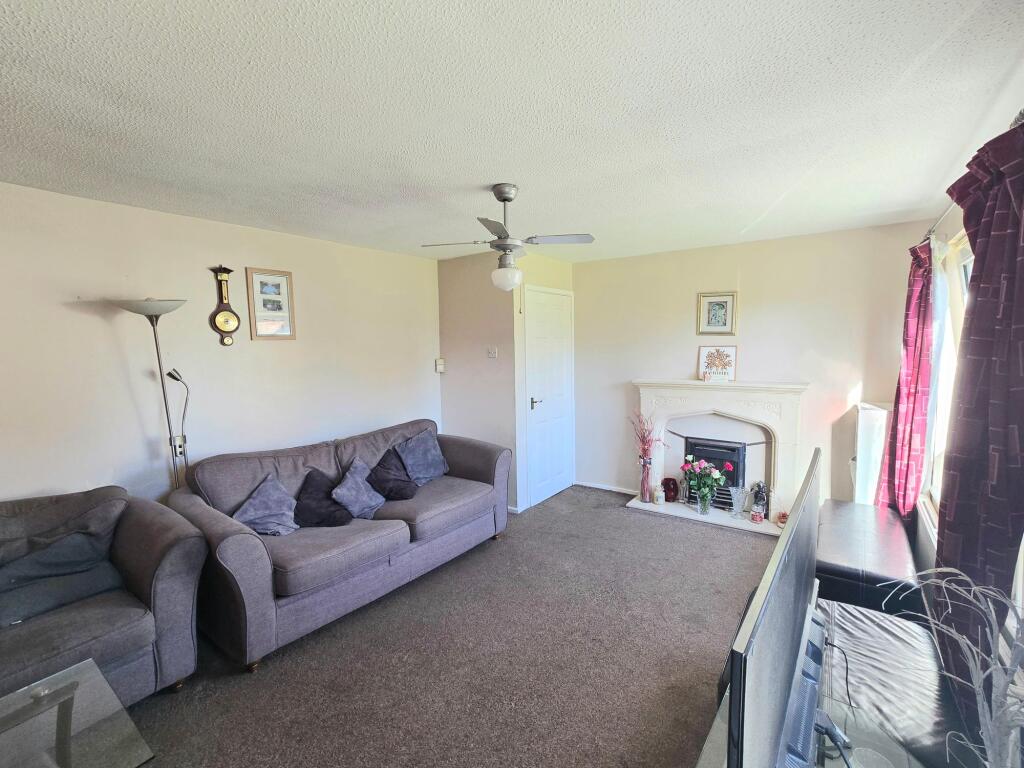 House in Bridgend, Brackla - View 2