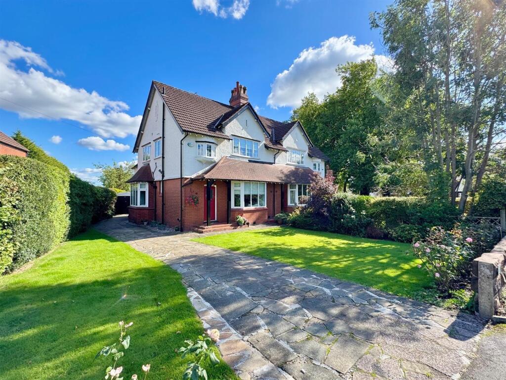 4-bed semi-detached on Thorley Lane, Timperley, £600,000