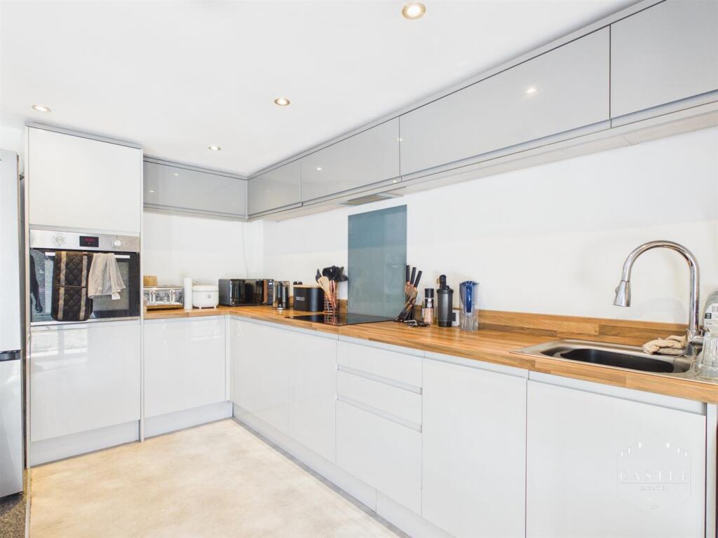 Apartment in Leicester - View 5