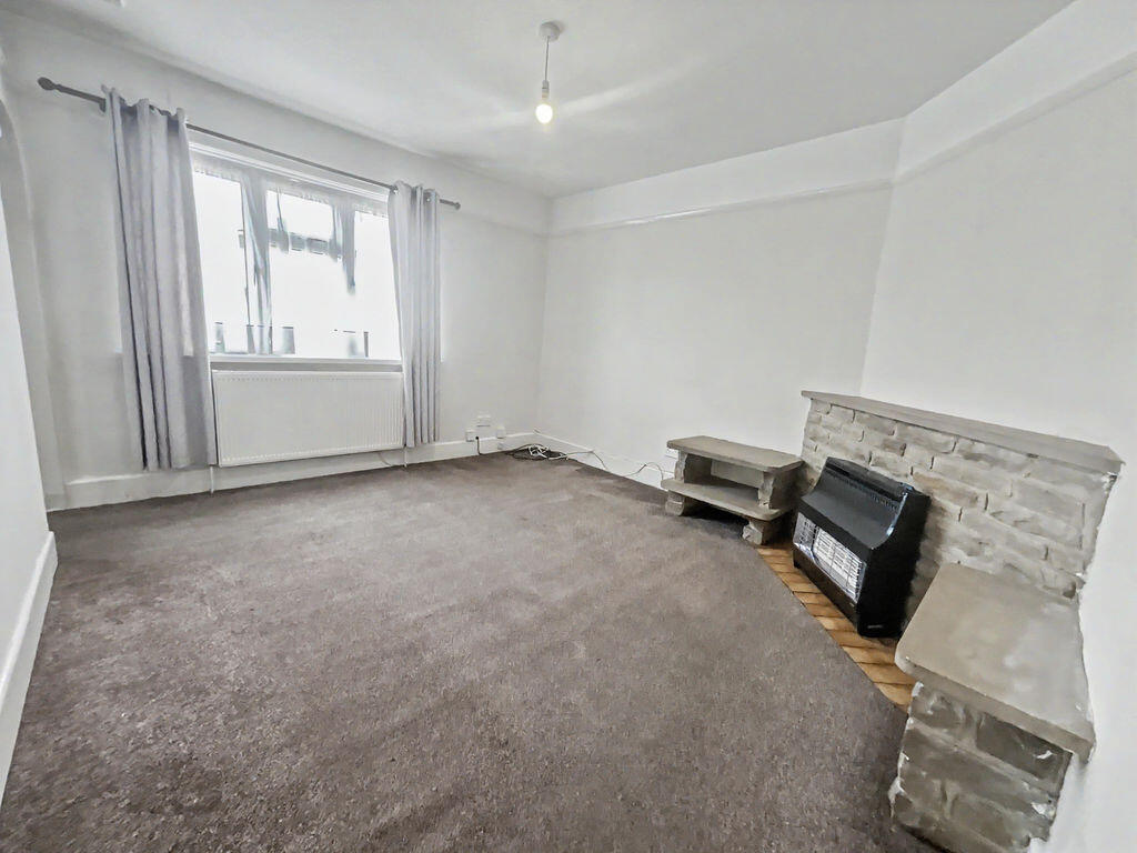 House in Bournemouth, Bournemouth, Christchurch and Poole - View 2