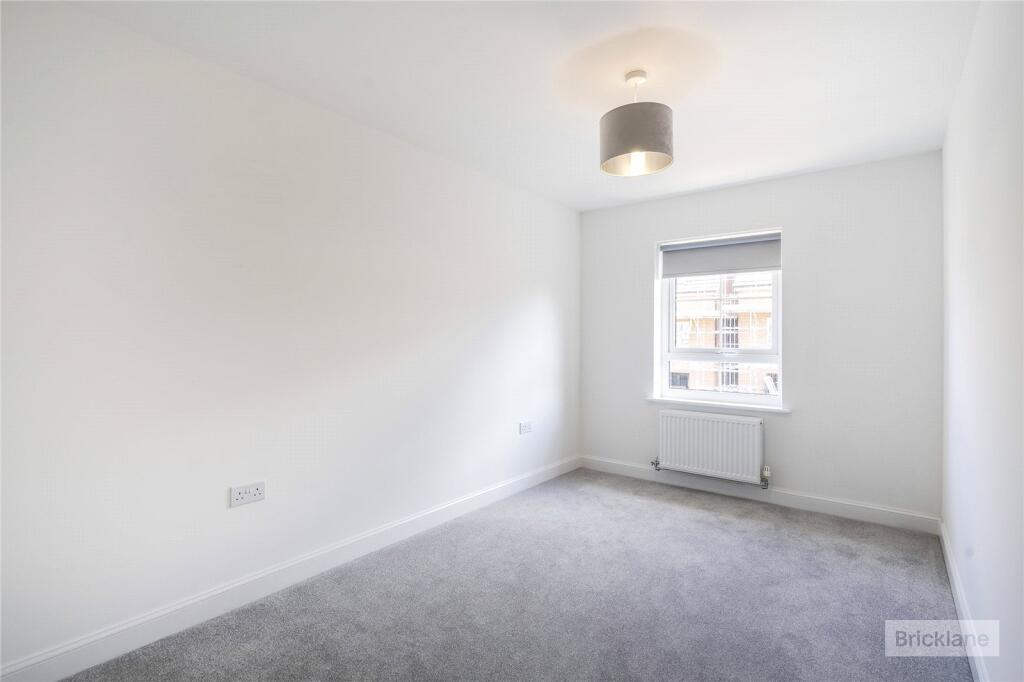 House in Arun, Yapton - More