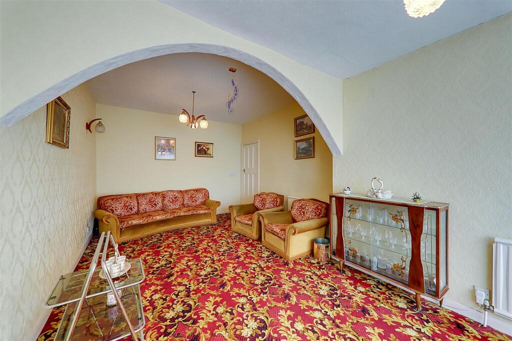 House in Brighton - View 3