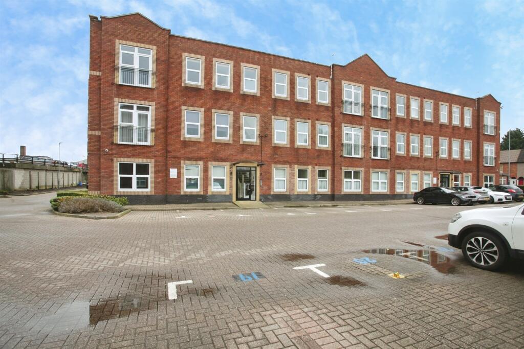 Main image of property: Woodside Park, Rugby