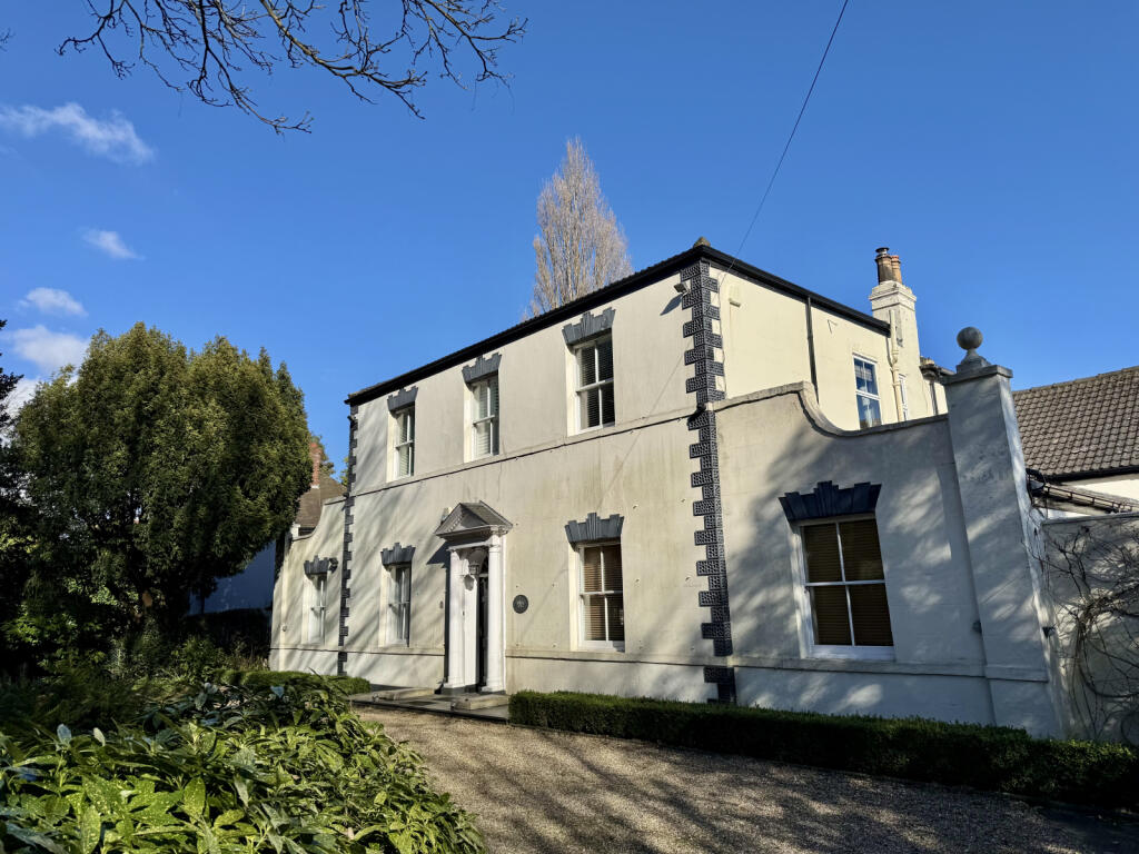 Main image of property: Hull Road, Cottingham, HU16 4PA