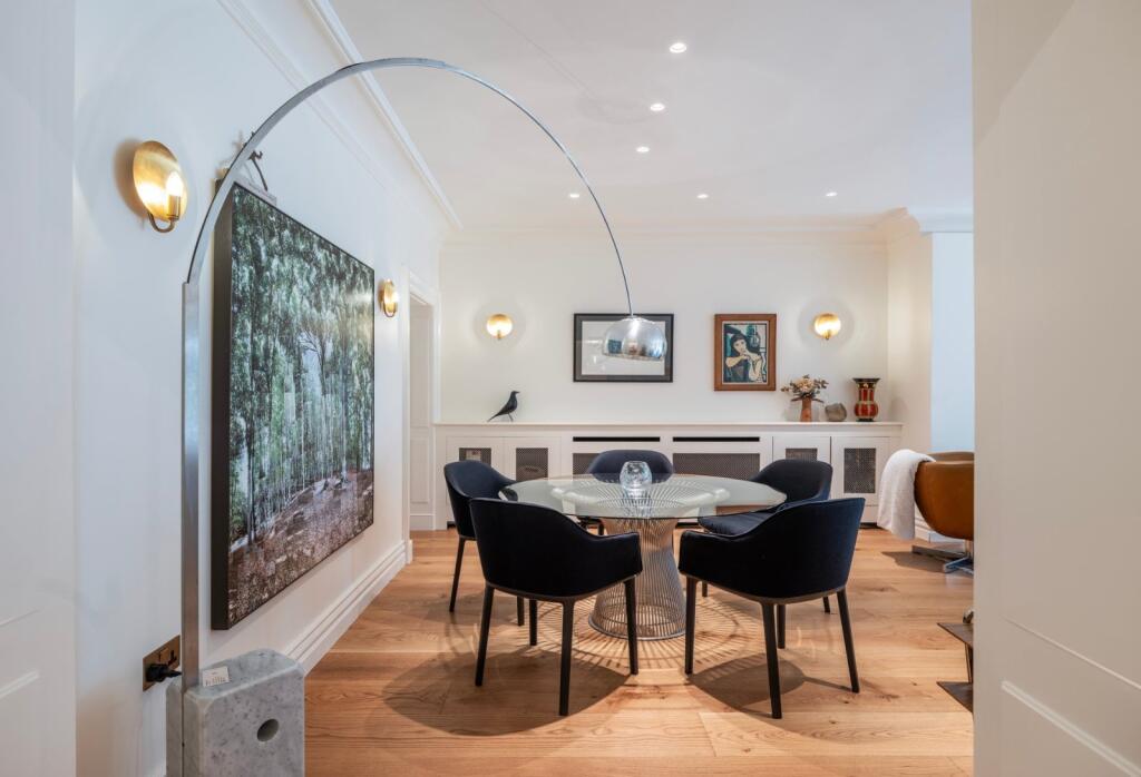 Apartment in London, Kensal Town, Maida Vale - More